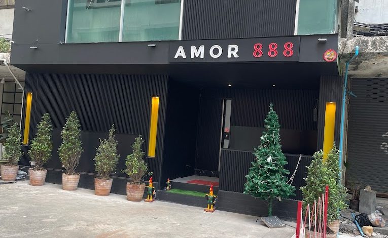 AMOR 888 Nuru Massage
