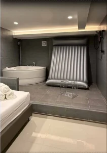 nuru room